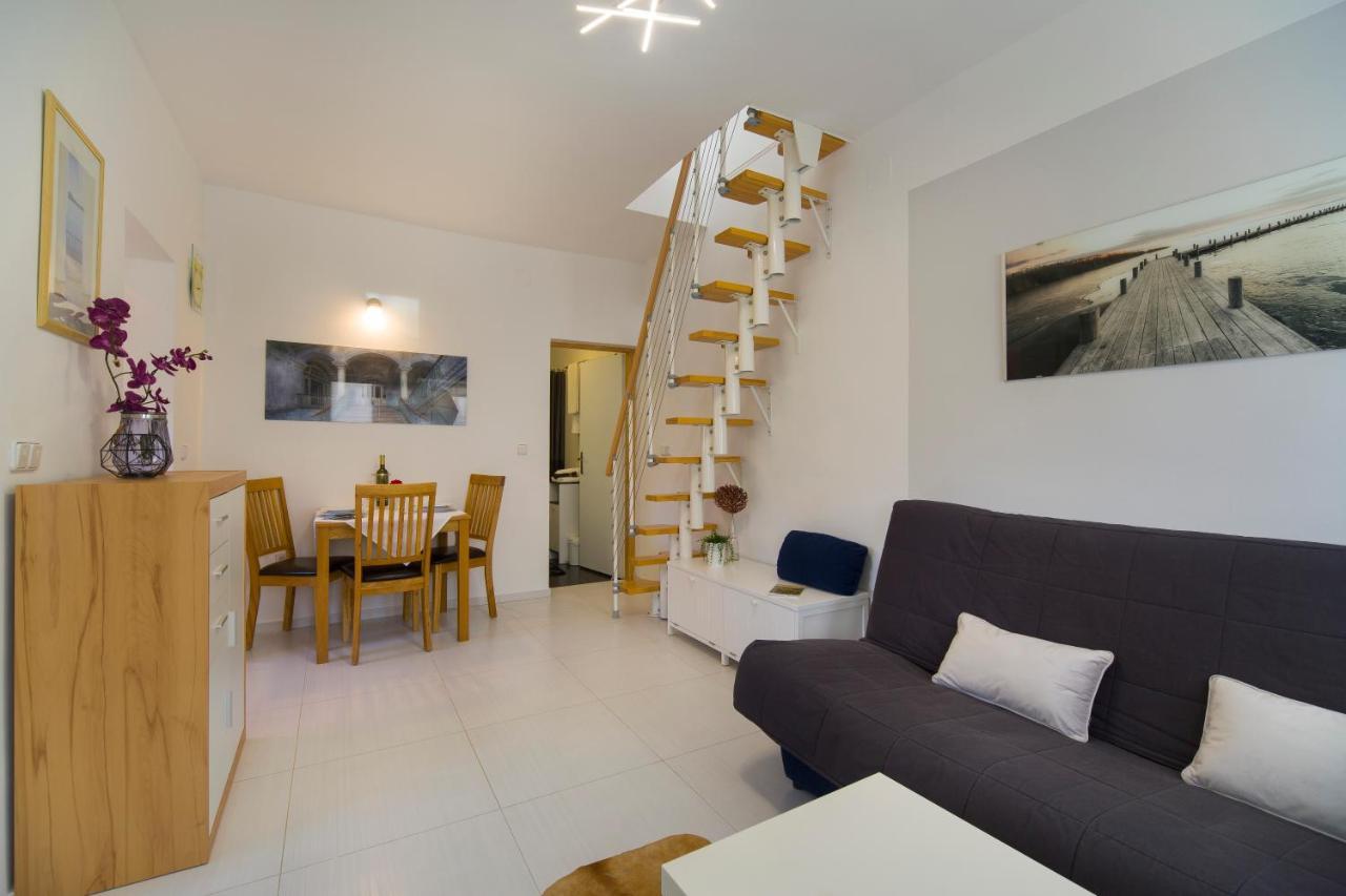 Katy Apartment