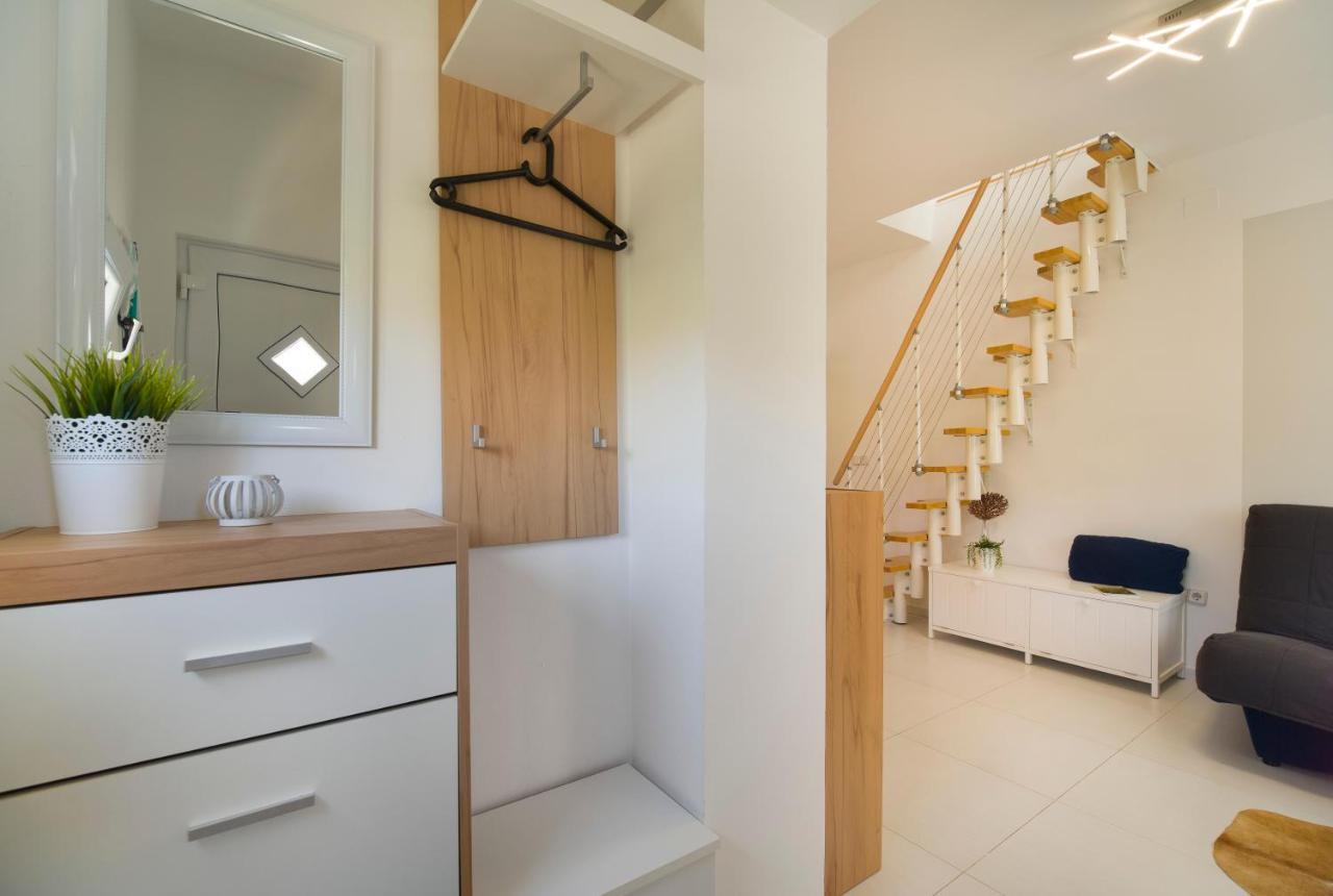 Katy Apartment *